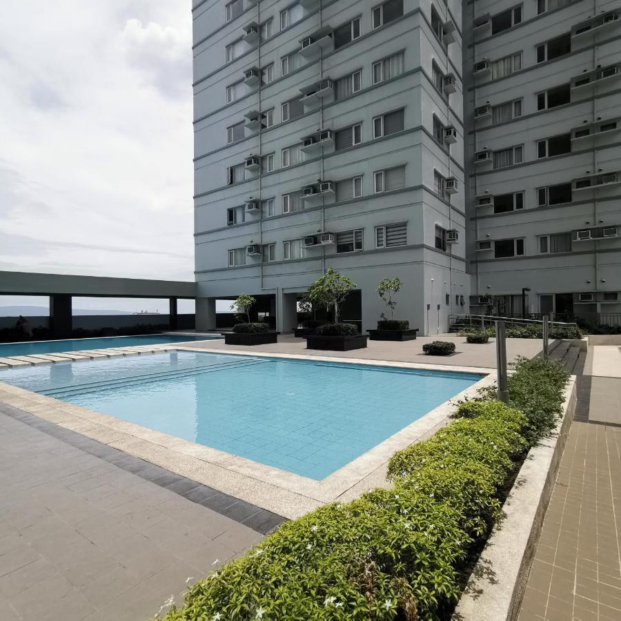 Avida Davao Condos, Downtown Cm Recto Avenue, Davao City Kültér fotó