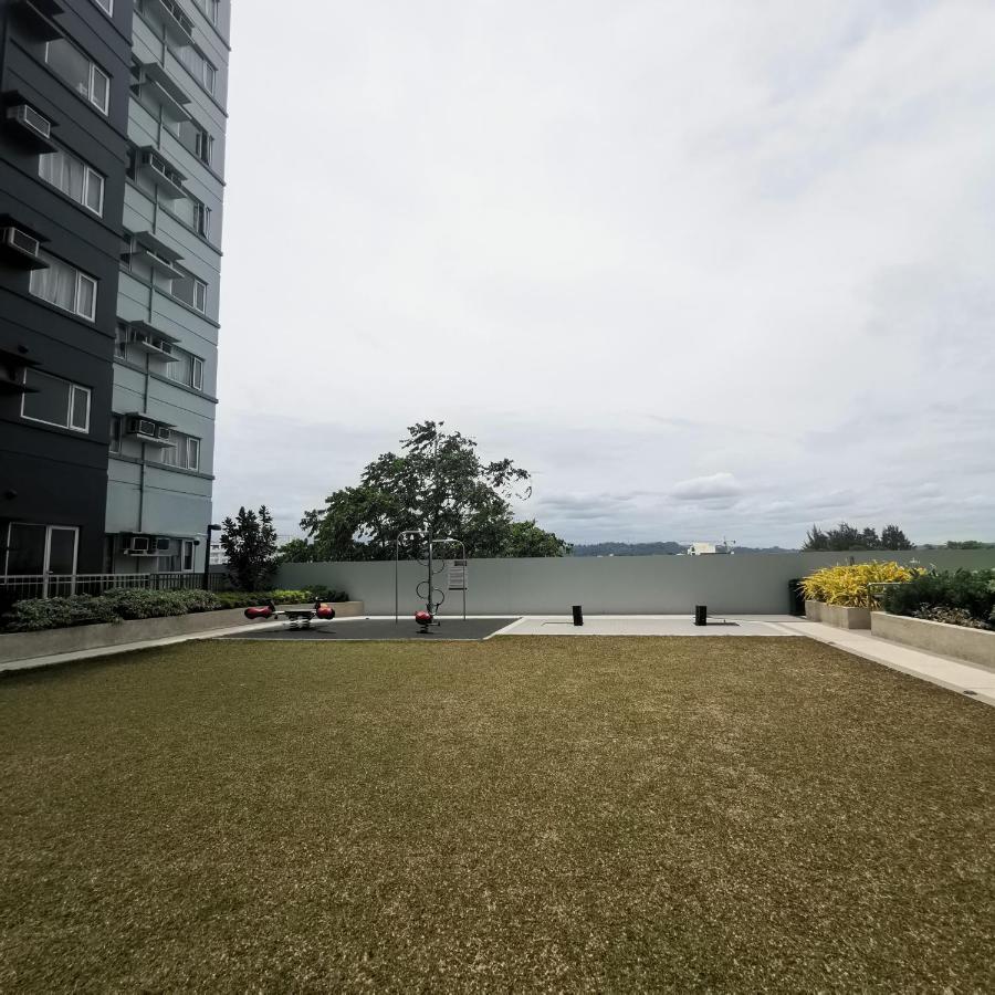 Avida Davao Condos, Downtown Cm Recto Avenue, Davao City Kültér fotó