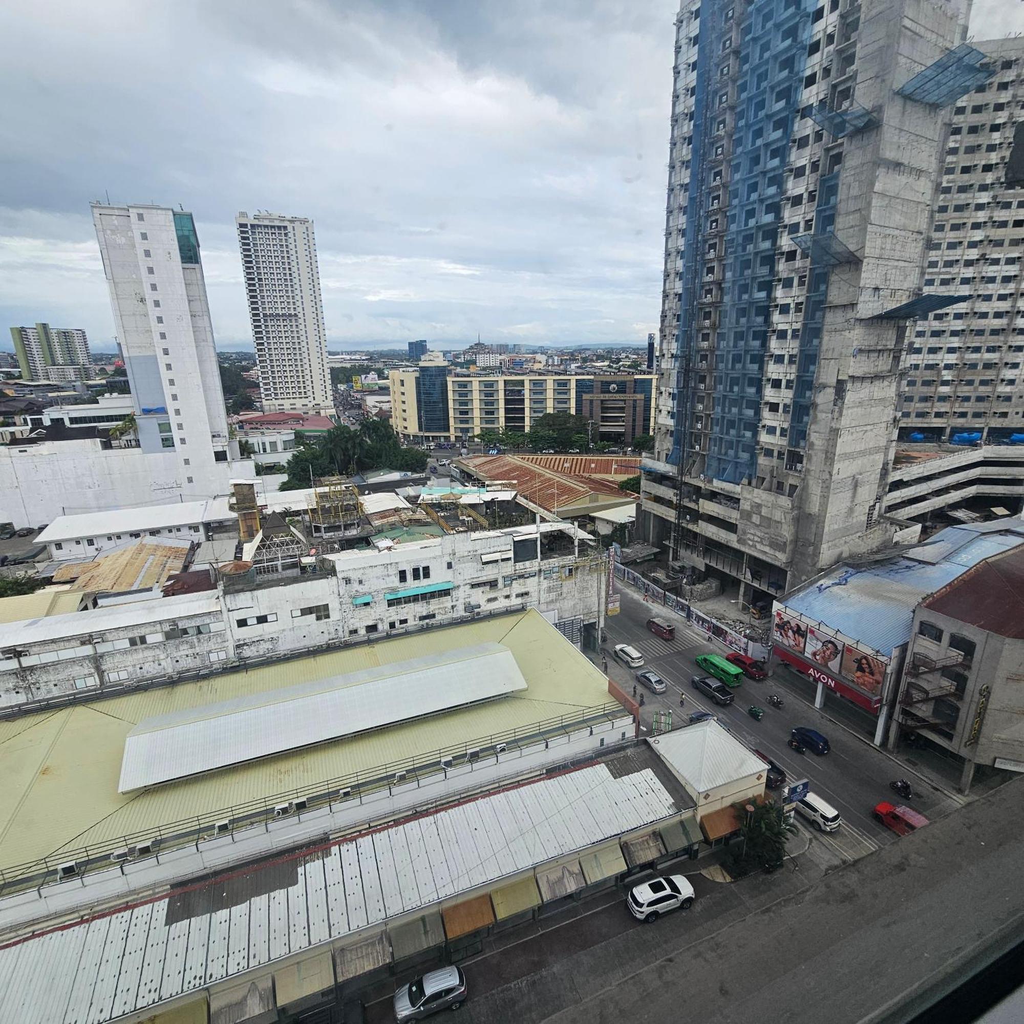 Avida Davao Condos, Downtown Cm Recto Avenue, Davao City Szoba fotó